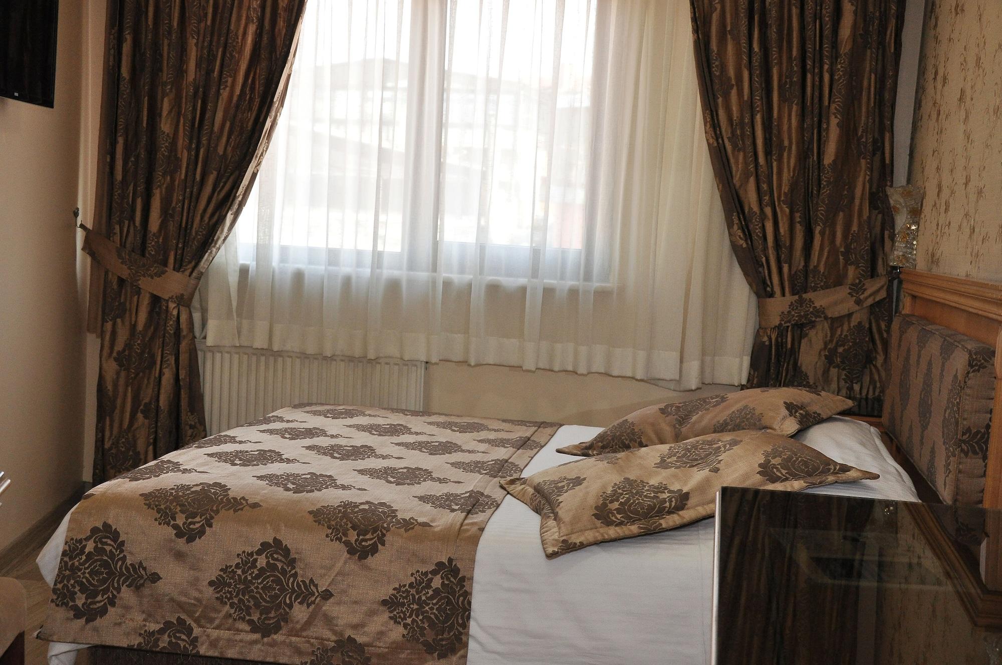 Grand Papirus Hotel Istanbul Exterior photo